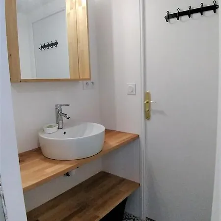 Superbe Entre Le Port Et Le Centre - Lit King-size, Wifi & Netflix Gratuit * Saint-Brieuc
